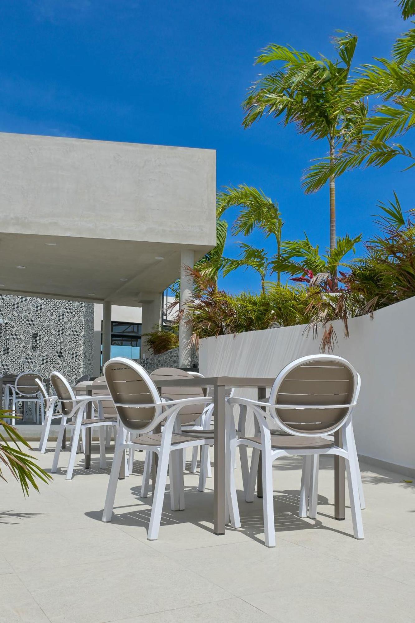 Urban Towers Playa Del Carmen Apartment Екстериор снимка