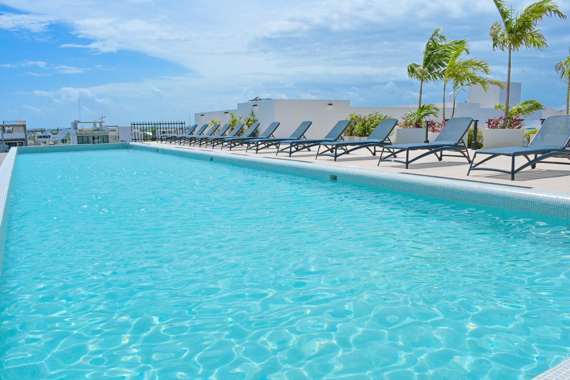 Urban Towers Playa Del Carmen Apartment Екстериор снимка